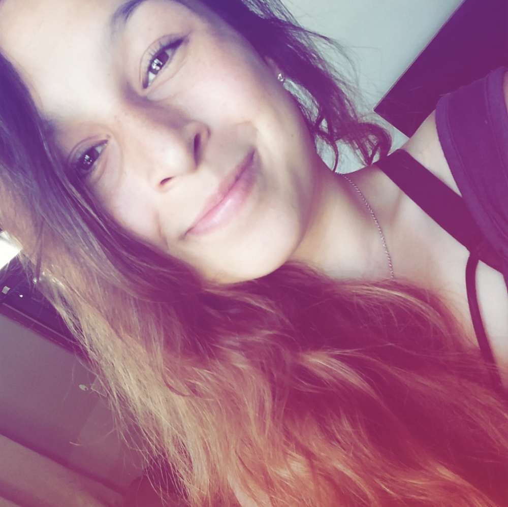 Meet your Posher, Malayna